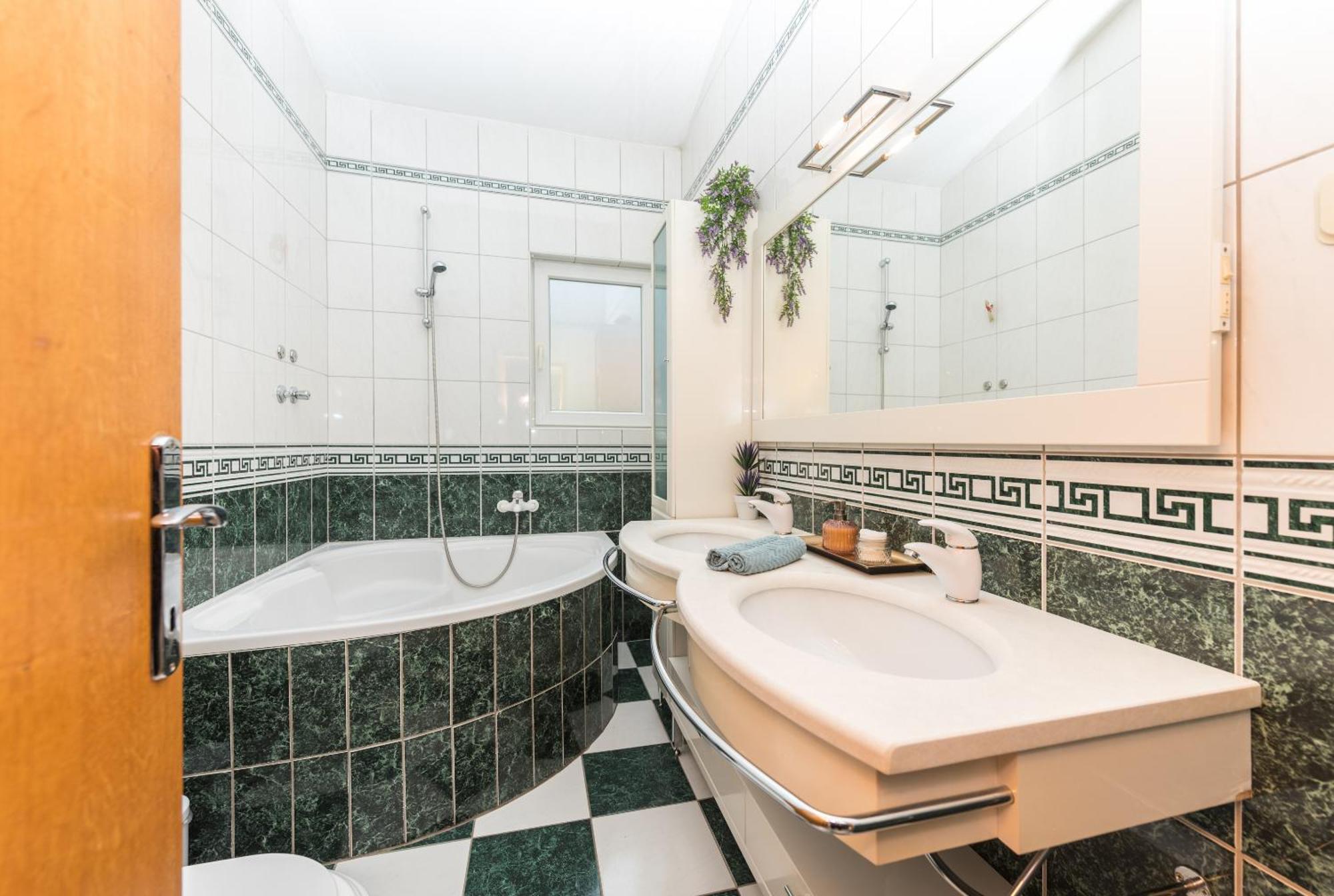 Apartman Filipovic มาคาร์สกา ภายนอก รูปภาพ